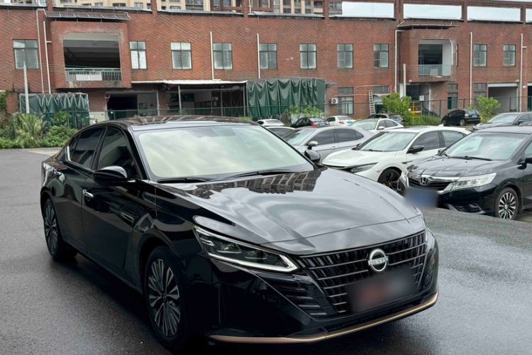 Used Nissan Teana 2024 2.0L SV Black Gold Edition Exterior 2