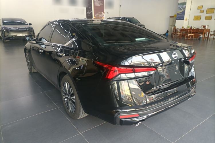 Used Nissan Teana 2024 2.0L XE Genuine Edition Exterior 2