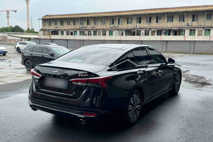 Used Nissan Teana 2024 2.0L SV Black Gold Edition Exterior 5