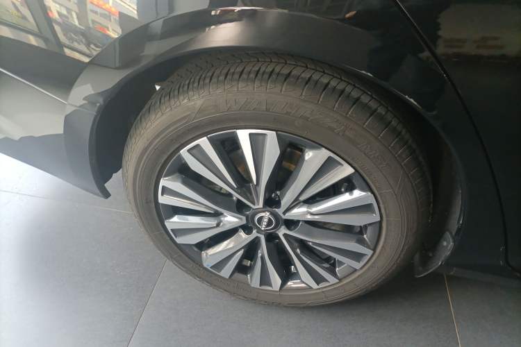 Used Nissan Teana 2024 2.0L XE Genuine Edition Exterior 5