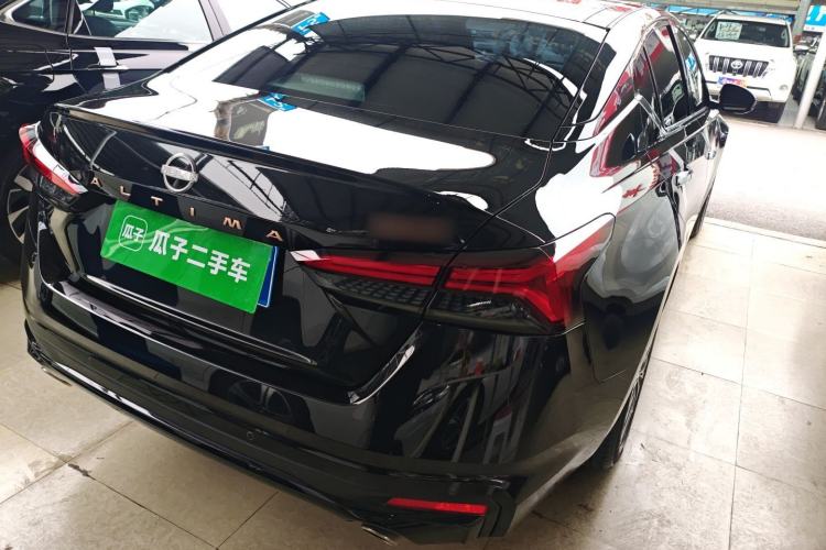Used Nissan Teana 2024 2.0L SV Black Gold Edition Exterior 5
