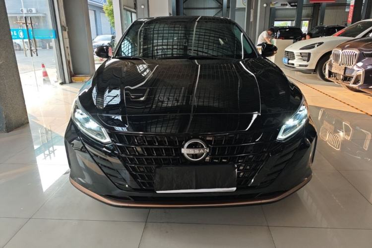 Used Nissan Teana 2024 2.0L SV Black Gold Edition Front