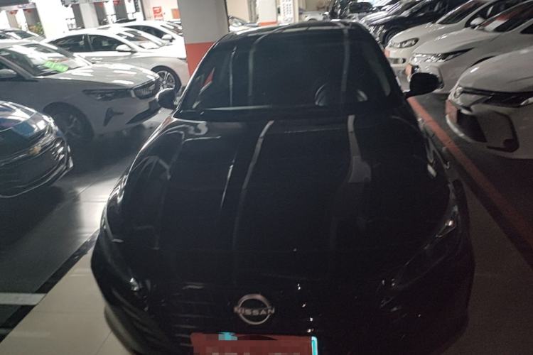 Used Nissan Teana 2024 2.0L SV Black Gold Edition Front