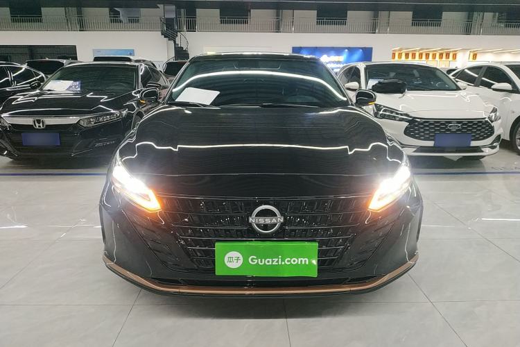 Used Nissan Teana 2024 2.0L SV Black Gold Edition Front