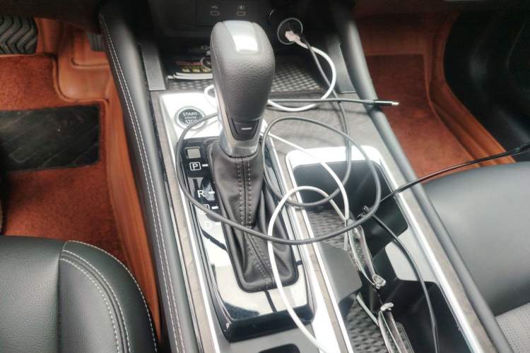 Used Nissan Teana 2024 2.0L XE Genuine Edition Gear Lever