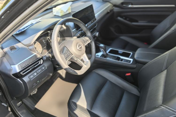 Used Nissan Teana 2024 2.0L XE Genuine Edition Interior 3