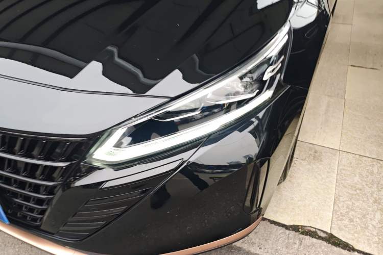 Used Nissan Teana 2024 2.0L SV Black Gold Edition Left Front Headlight