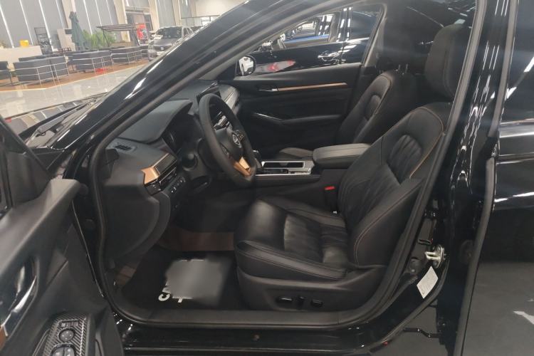 Used Nissan Teana 2024 2.0L SV Black Gold Edition Left Front Seat