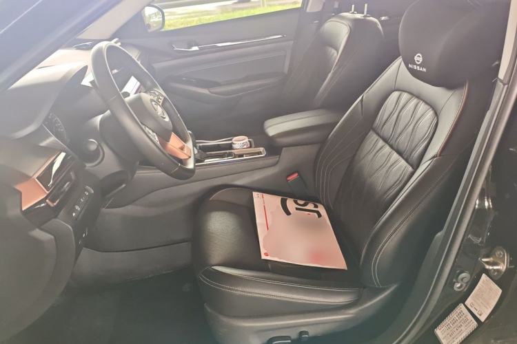 Used Nissan Teana 2024 2.0L SV Black Gold Edition Left Front Seat
