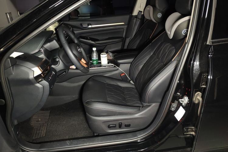 Used Nissan Teana 2024 2.0L SV Black Gold Edition Left Front Seat