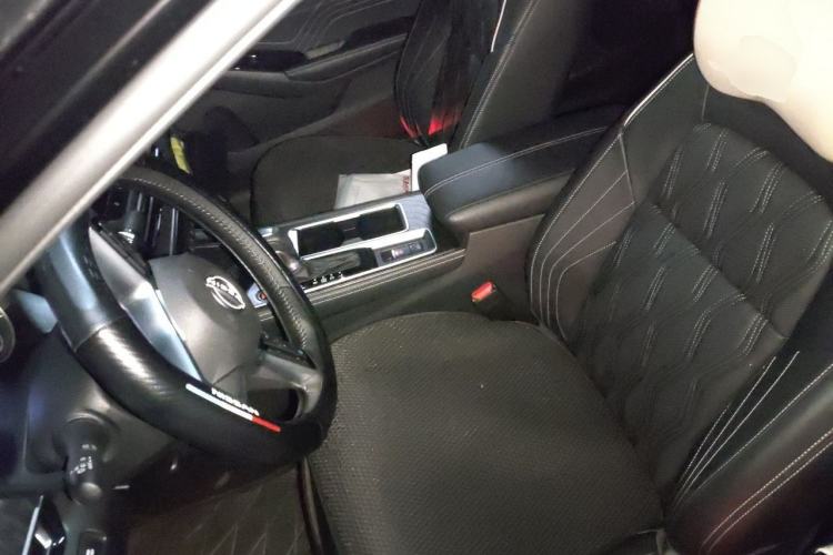 Used Nissan Teana 2024 2.0L SV Black Gold Edition Left Front Seat