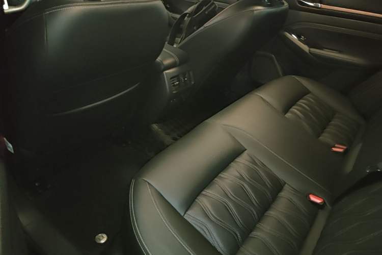 Used Nissan Teana 2024 2.0L SV Black Gold Edition Left Rear Seat