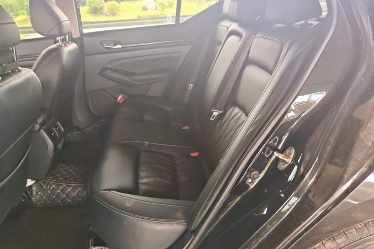 Used Nissan Teana 2024 2.0L SV Black Gold Edition Left Rear Seat