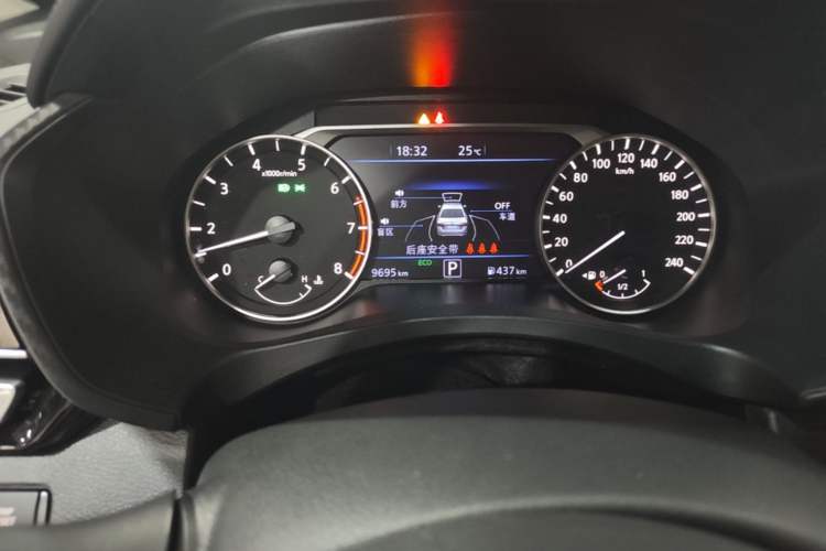 Used Nissan Teana 2024 2.0L SV Black Gold Edition Odometer Close Up
