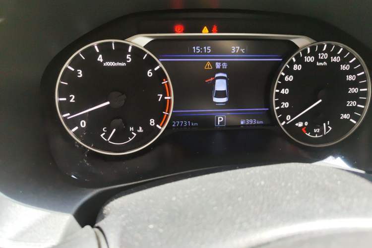 Used Nissan Teana 2024 2.0L SV Black Gold Edition Odometer Close Up