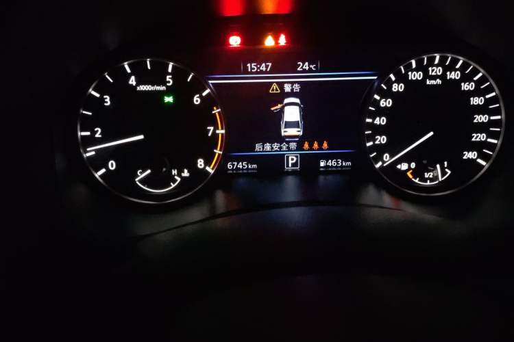 Used Nissan Teana 2024 2.0L SV Black Gold Edition Odometer Close Up