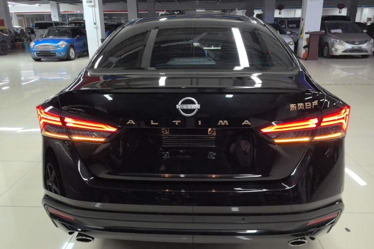 Used Nissan Teana 2024 2.0L SV Black Gold Edition Rear