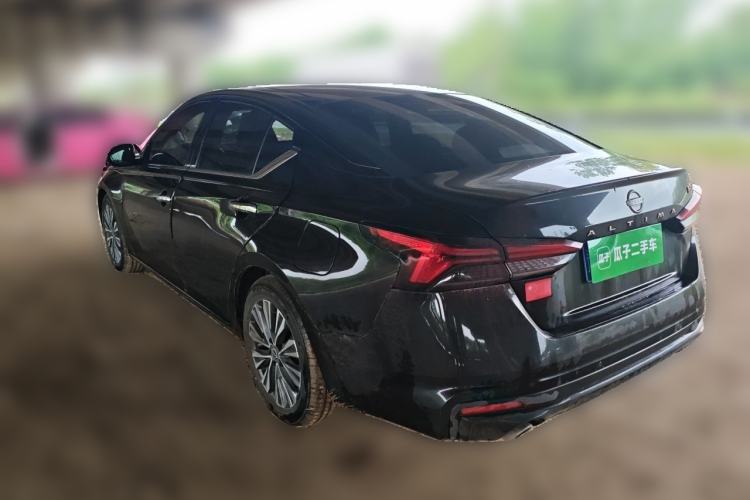 Used Nissan Teana 2024 2.0L SV Black Gold Edition Rear Left 45 Deg