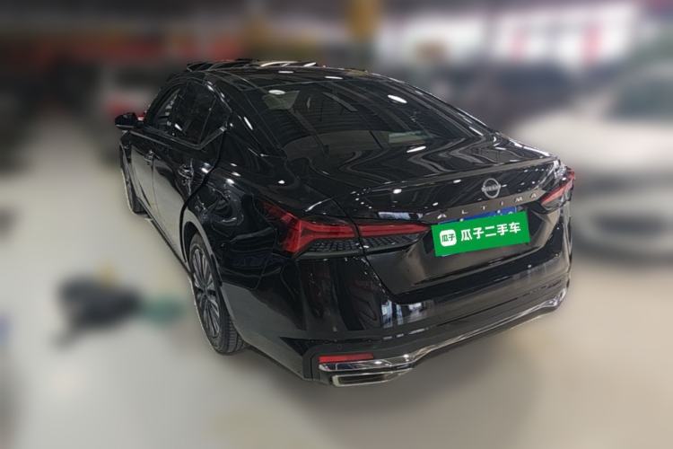 Used Nissan Teana 2024 2.0L SV Black Gold Edition Rear Left 45 Deg