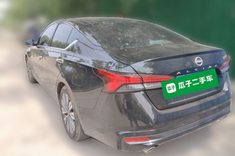 Used Nissan Teana 2024 2.0L SV Black Gold Edition Rear Left 45 Deg