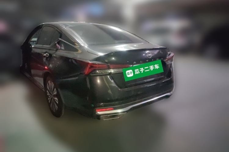 Used Nissan Teana 2024 2.0L SV Black Gold Edition Rear Left 45 Deg
