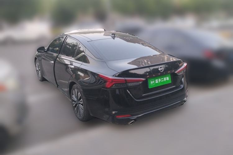 Used Nissan Teana 2024 2.0L SV Black Gold Edition Rear Left 45 Deg