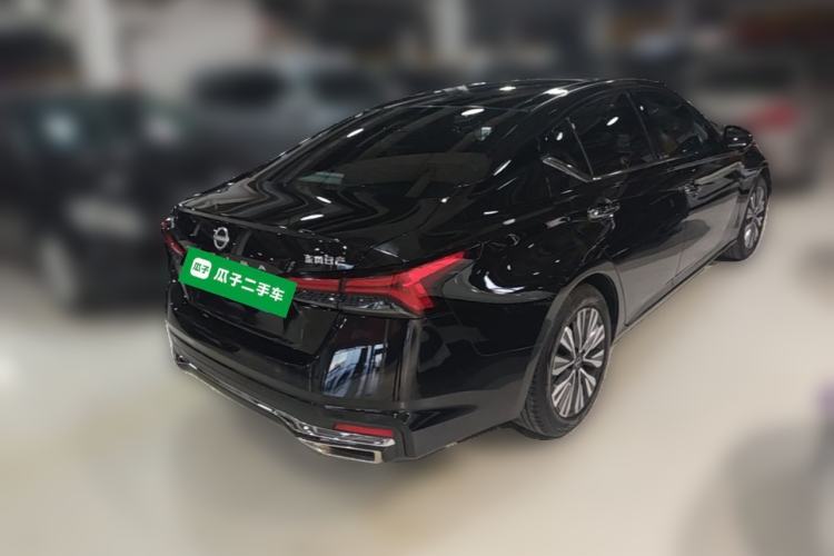 Used Nissan Teana 2024 2.0L SV Black Gold Edition Rear Right 45 Deg