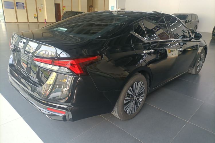 Used Nissan Teana 2024 2.0L XE Genuine Edition Rear Right 45 Deg
