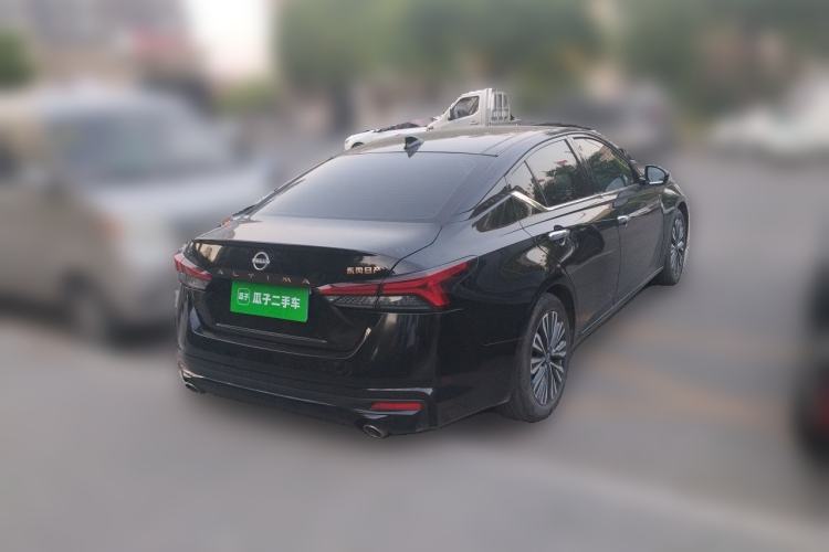 Used Nissan Teana 2024 2.0L SV Black Gold Edition Rear Right 45 Deg
