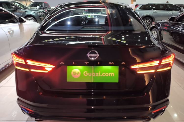 Used Nissan Teana 2024 2.0L SV Black Gold Edition Rear