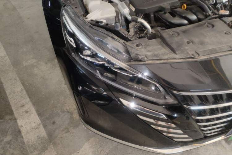 Used Nissan Teana 2024 2.0L XE Genuine Edition Right Front Headlight