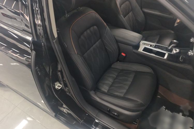 Used Nissan Teana 2024 2.0L SV Black Gold Edition Right Front Seat