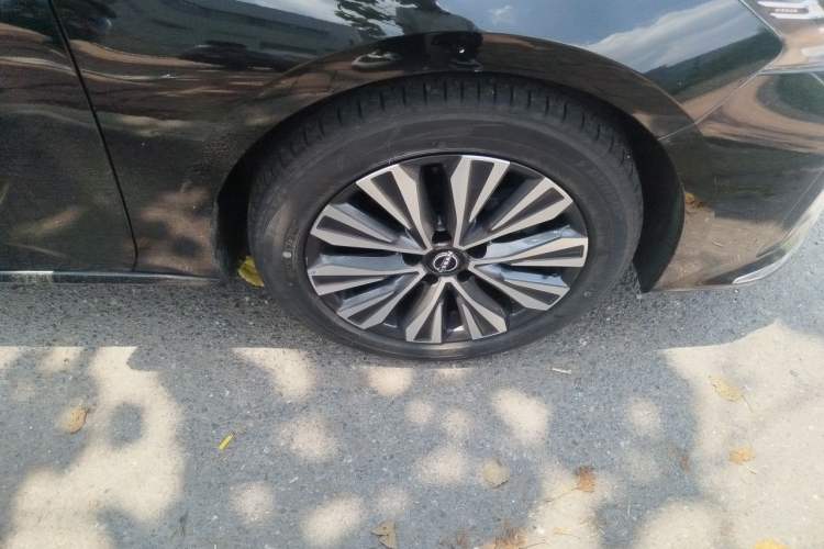 Used Nissan Teana 2024 2.0L SV Black Gold Edition Right Front Wheel Hub