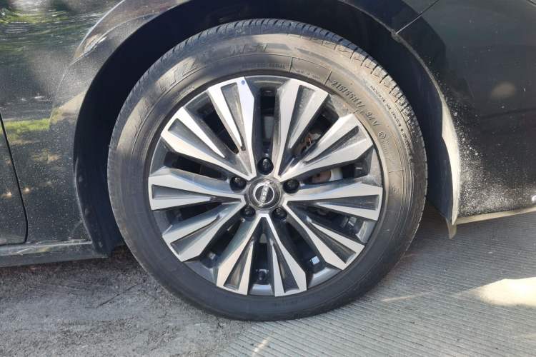 Used Nissan Teana 2024 2.0L XE Genuine Edition Right Front Wheel Hub