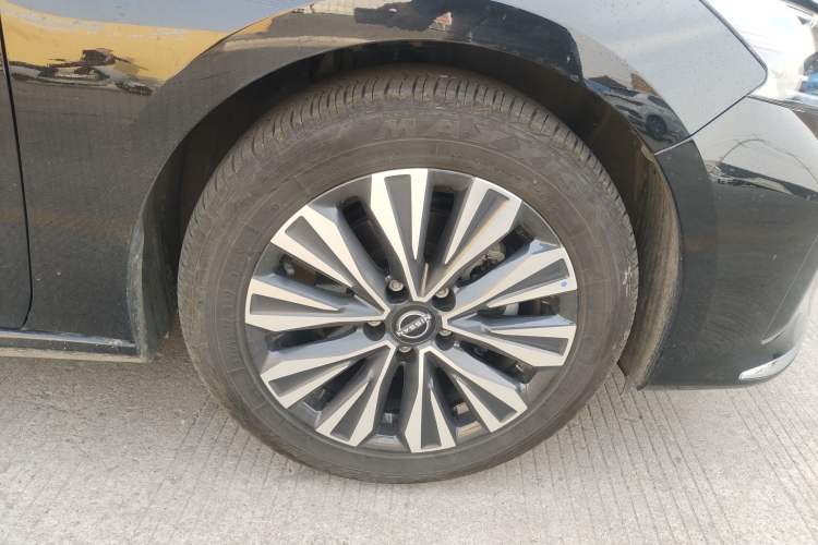 Used Nissan Teana 2024 2.0L XE Genuine Edition Right Front Wheel Hub
