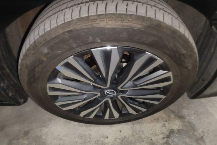 Used Nissan Teana 2024 2.0L XE Genuine Edition Right Front Wheel Hub
