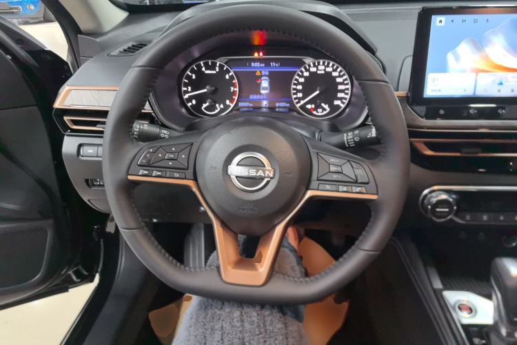 Used Nissan Teana 2024 2.0L SV Black Gold Edition Steering Wheel