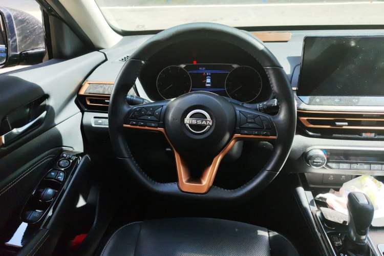 Used Nissan Teana 2024 2.0L SV Black Gold Edition Steering Wheel