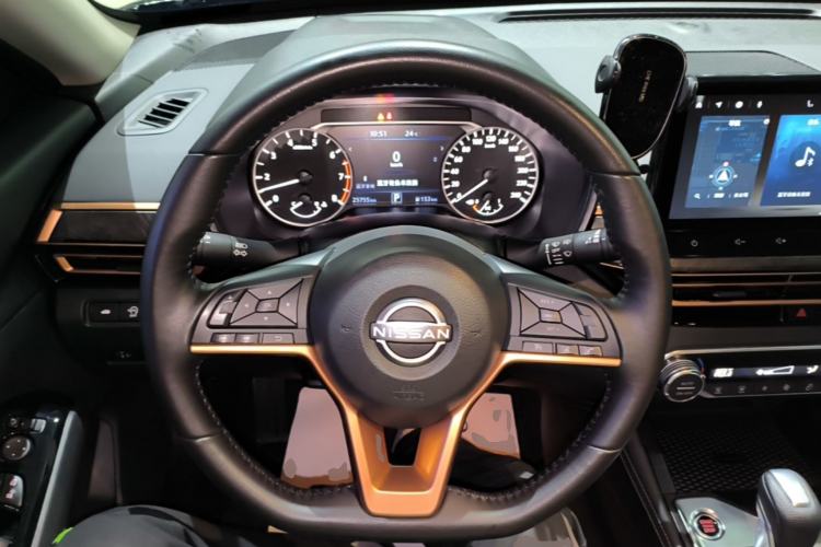 Used Nissan Teana 2024 2.0L SV Black Gold Edition Steering Wheel