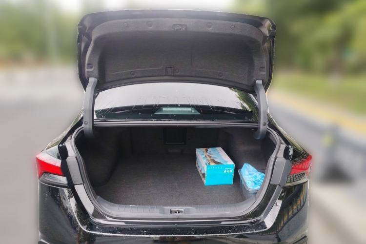 Used Nissan Teana 2024 2.0L XE Genuine Edition Trunk