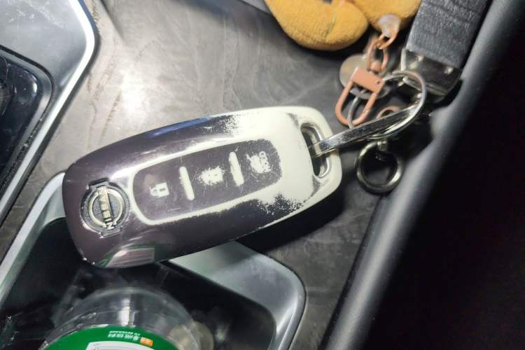 Used Nissan Teana 2024 2.0L SV Black Gold Edition Vehicle Key