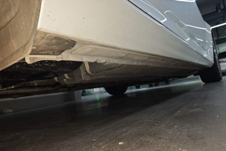 Used Nissan Teana 2024 2.0L SV Black Gold Edition Chassis Rear Right