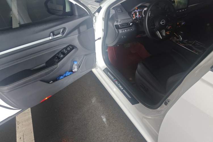 Used Nissan Teana 2024 2.0L XE Genuine Edition Driver Seat