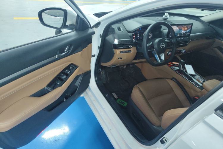 Used Nissan Teana 2024 2.0L XE Genuine Edition Driver Seat
