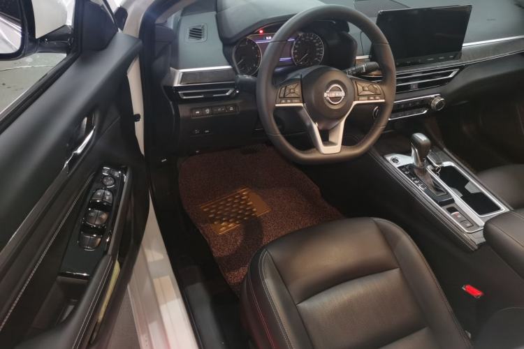 Used Nissan Teana 2024 2.0L XE Genuine Edition Driver Seat
