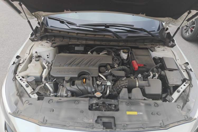 Used Nissan Teana 2024 2.0L SV Black Gold Edition Engine Bay