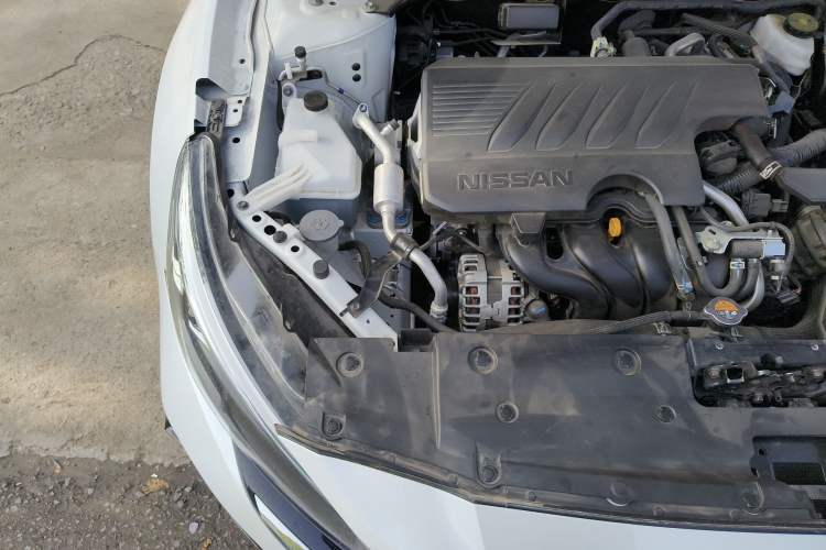 Used Nissan Teana 2024 2.0L SV Black Gold Edition Engine Bay Right