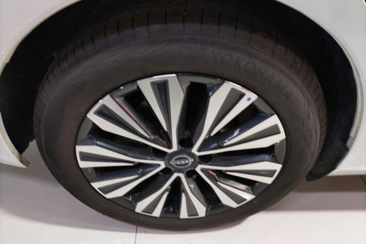 Used Nissan Teana 2024 2.0L XE Genuine Edition Exterior 8