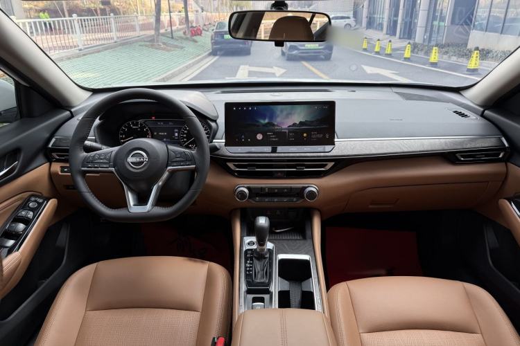 Used Nissan Teana 2024 2.0L XE Genuine Edition Interior 1