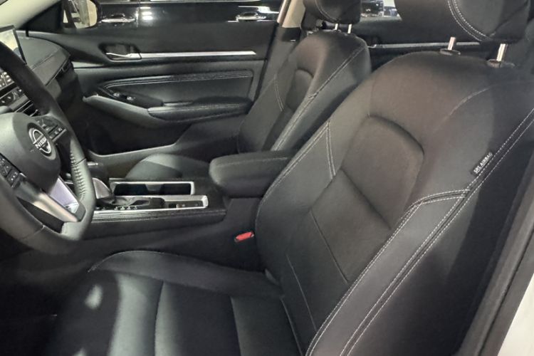 Used Nissan Teana 2024 2.0L XE Genuine Edition Interior 2